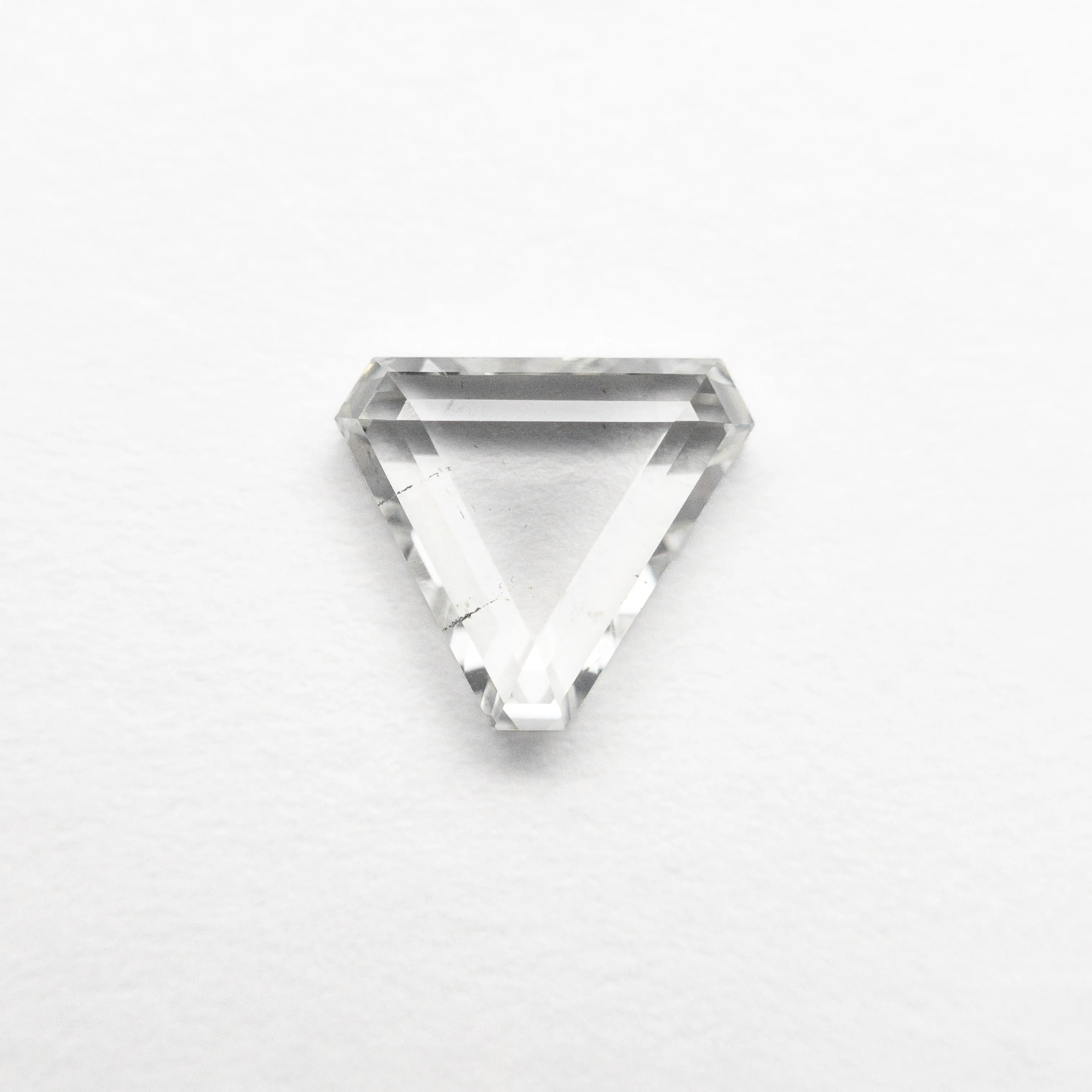 0.69ct 5.67x6.35x2.04mm Cut Corner Triangle Portrait Cut 20027-14