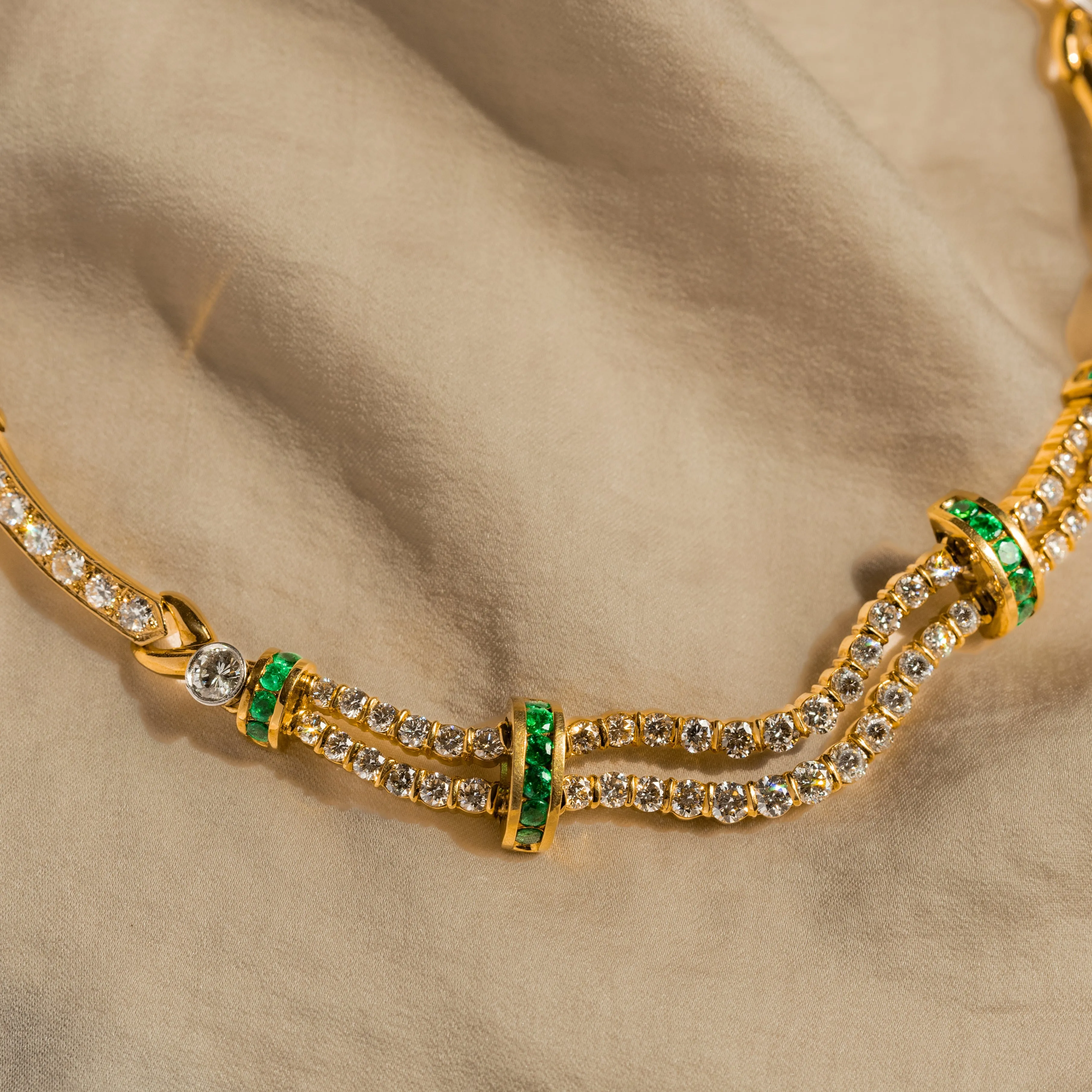 18K Yellow Gold Diamond Emerald Necklace