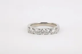 950 Platinum Ring Band with 1.25tcw Diamonds Size 5.25 (5.91g.)