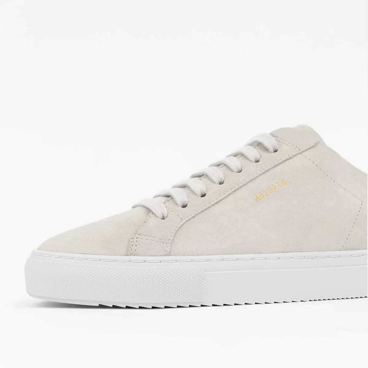 Axel Arigato - Clean 90 Suede Trainers in Beige