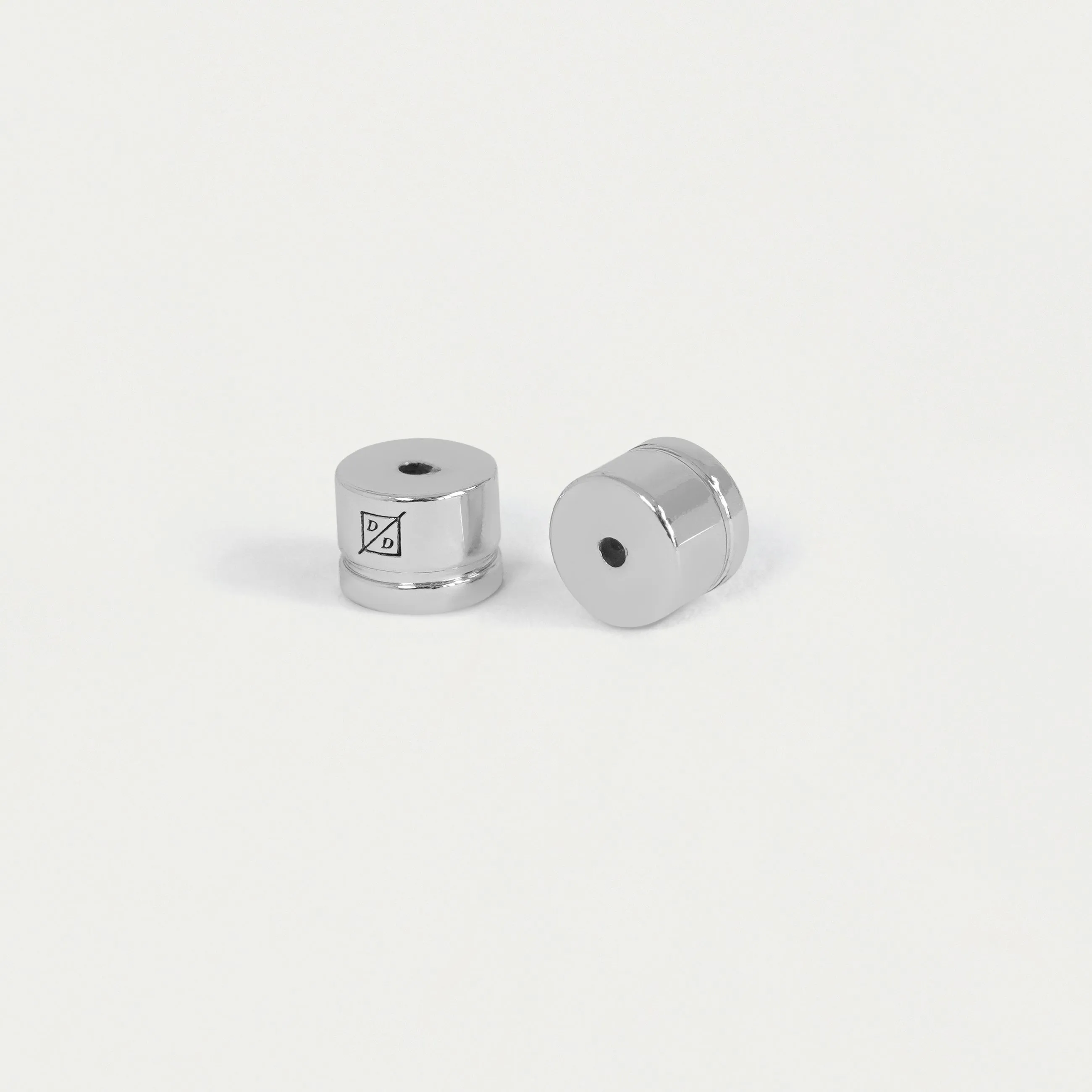 Signature Pavé Knockout Studs