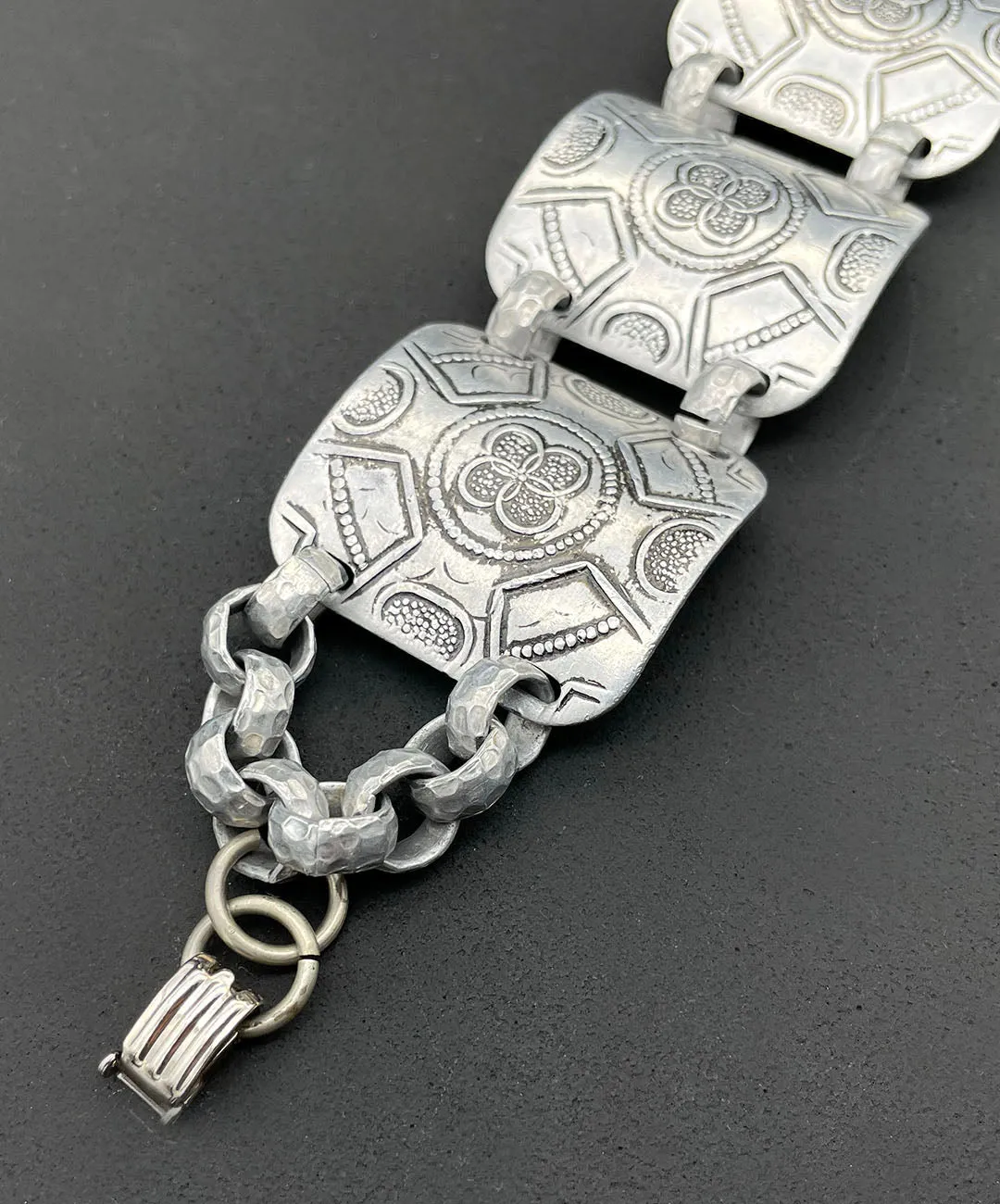 【USA輸入】ヴィンテージ アルマイト フローラル ブレスレット/Vintage Eloxal Aluminum Floral Bracelet