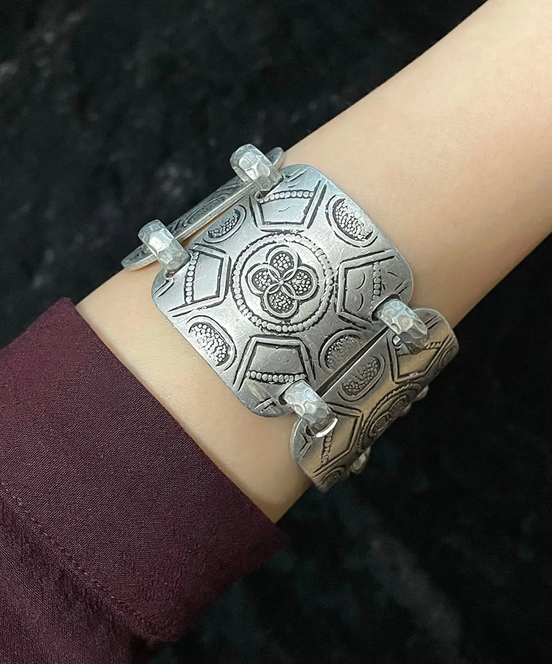 【USA輸入】ヴィンテージ アルマイト フローラル ブレスレット/Vintage Eloxal Aluminum Floral Bracelet