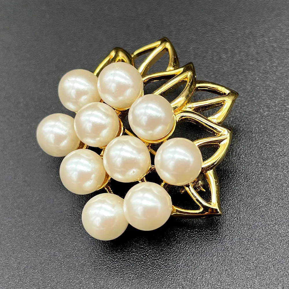 【カナダ輸入】 ヴィンテージ NAPIER パール フローラル ブローチ/Vintage NAPIER Pearl Floral Brooch