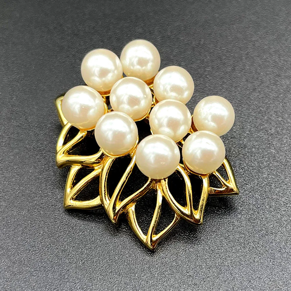 【カナダ輸入】 ヴィンテージ NAPIER パール フローラル ブローチ/Vintage NAPIER Pearl Floral Brooch